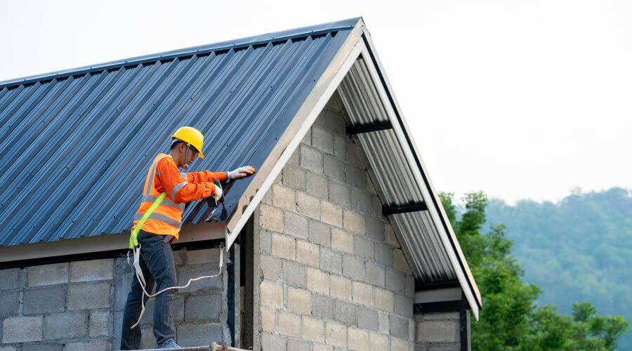 Professional gutter cleaning in Ridgeview, SD